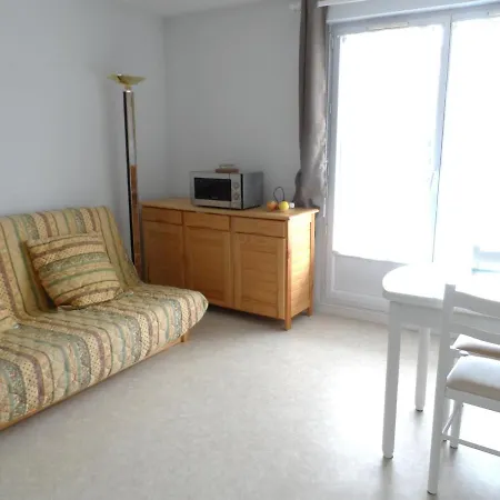 2 Pièces Avec Piscine Et Parking à - Fr-1-487-294 Appartamento *