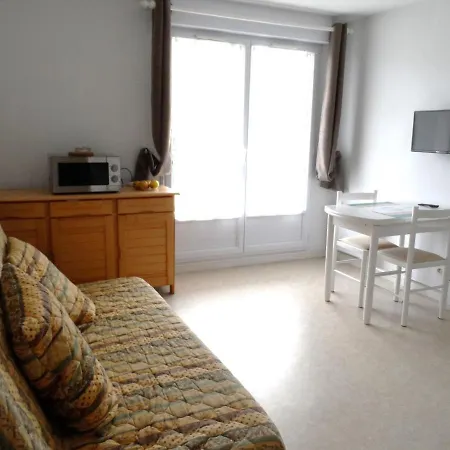 2 Pièces Avec Piscine Et Parking à - Fr-1-487-294 Appartamento